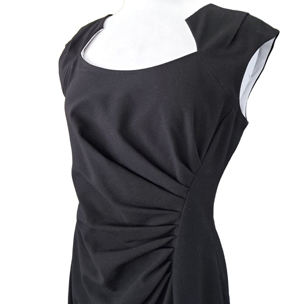 Calvin Klein Cap Sleeve Scoop Neck Ruched Black Sheath Dress Size 10 - Picture 7 of 12